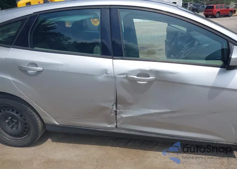 2012 Ford Focus Se из США, поврежденный, VIN 1FAHP3K24CL302737